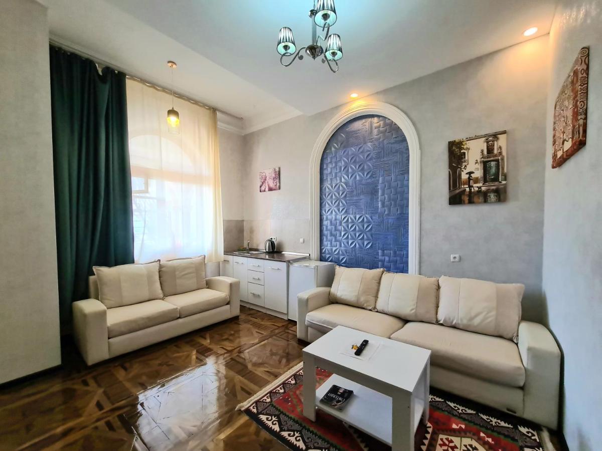Harmonyhome Tbilisi Bagian luar foto