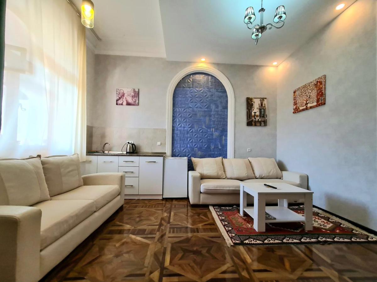 Harmonyhome Tbilisi Bagian luar foto