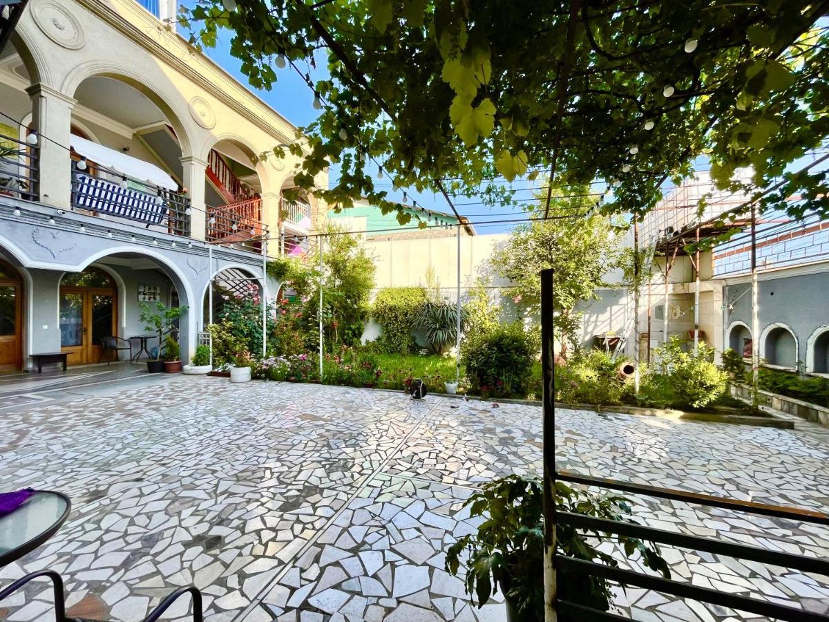 Harmonyhome Tbilisi Bagian luar foto